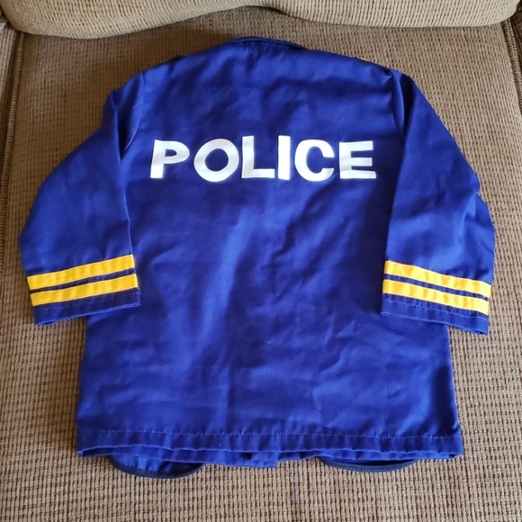 Police Dress Up - Picture 2 of 5